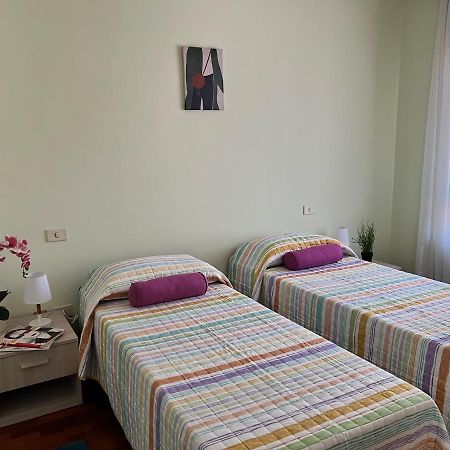 Bnbook Pero Figino Rho Fiera, 2 camere da letto e 2 bagni Esterno foto