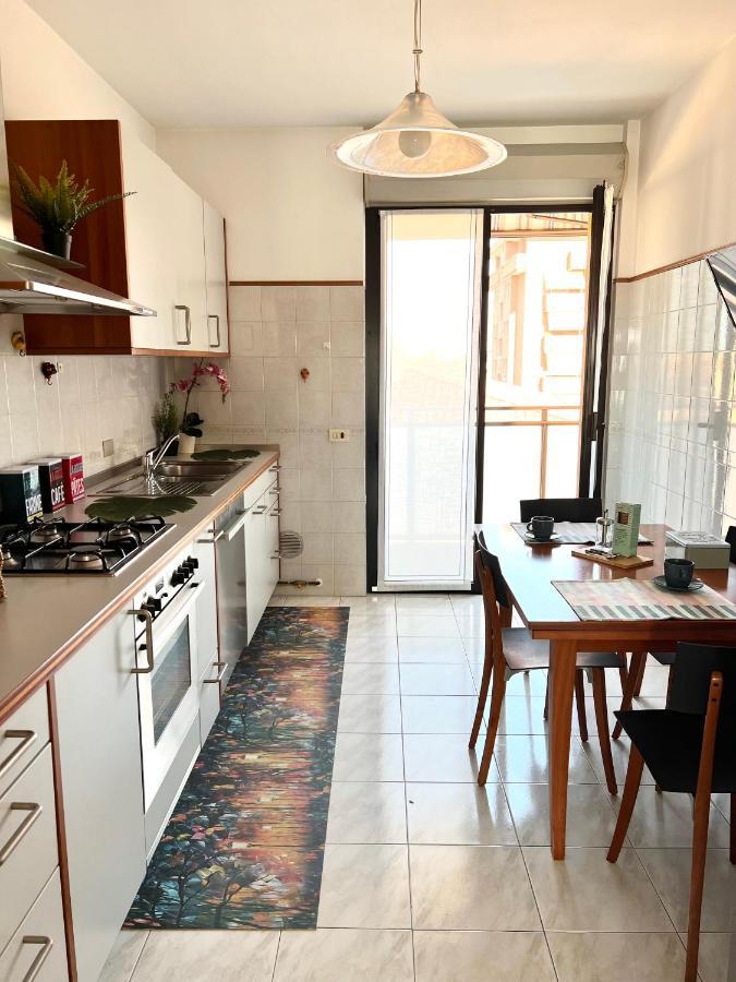 Bnbook Pero Figino Rho Fiera, 2 camere da letto e 2 bagni Esterno foto