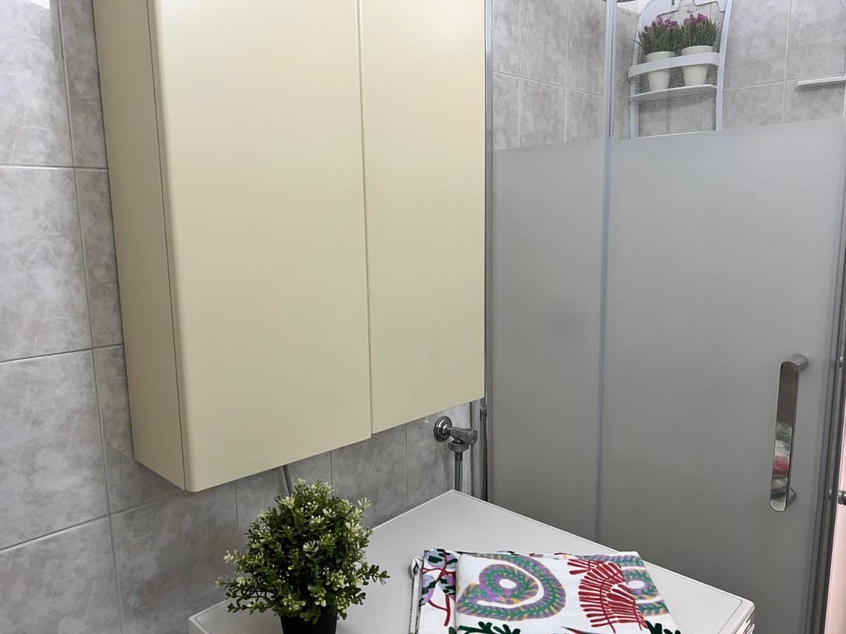 Bnbook Pero Figino Rho Fiera, 2 camere da letto e 2 bagni Esterno foto